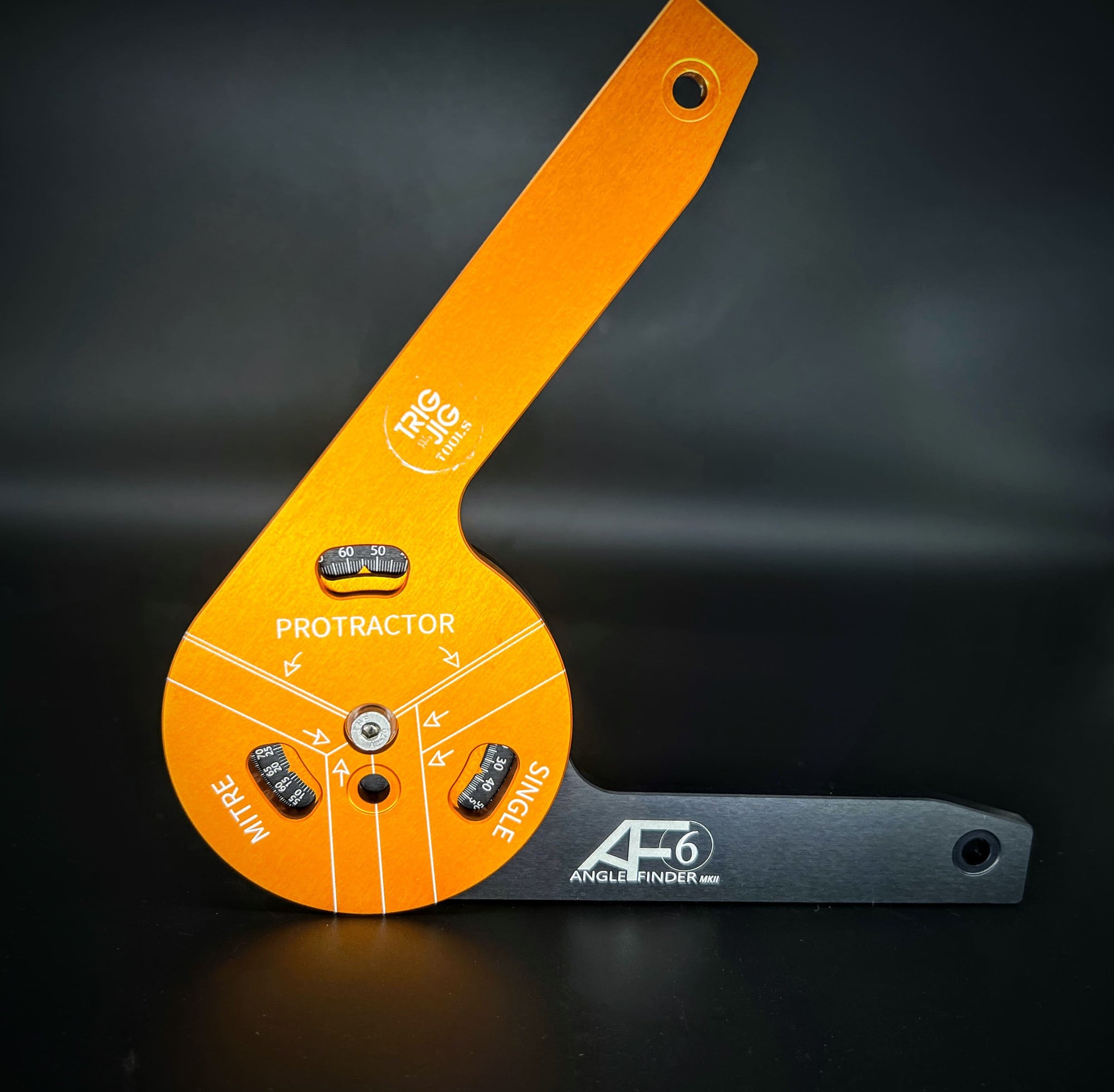 TrigJig AF6 Angle finder in black and orange